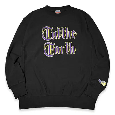 "CUTTHE EARTH" CREW NECK SWEATSHIRT