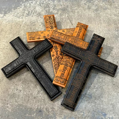 "OLD ENGLISH BANDANA" WOOD CROSS