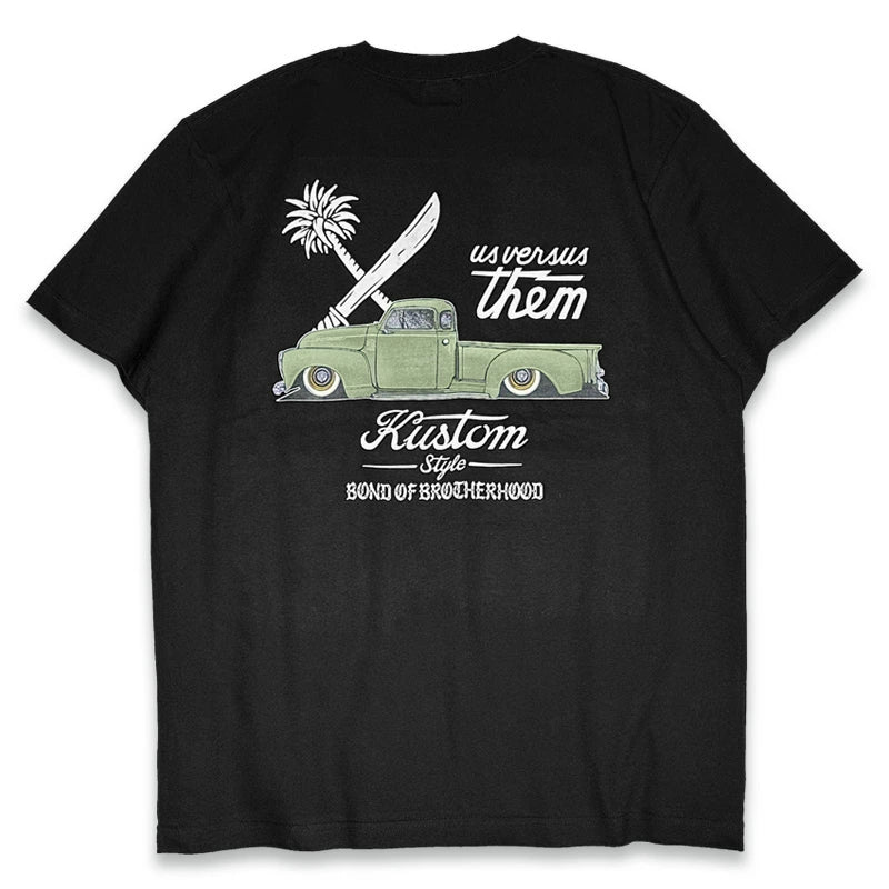 KUSTOMSTYLE x US VERSUS THEM  KSUVT011TBK -ASAO 3100- T-SHIRTS